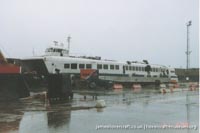 SRN4 Sir Christopher (GH-2008) being broken up at Dover